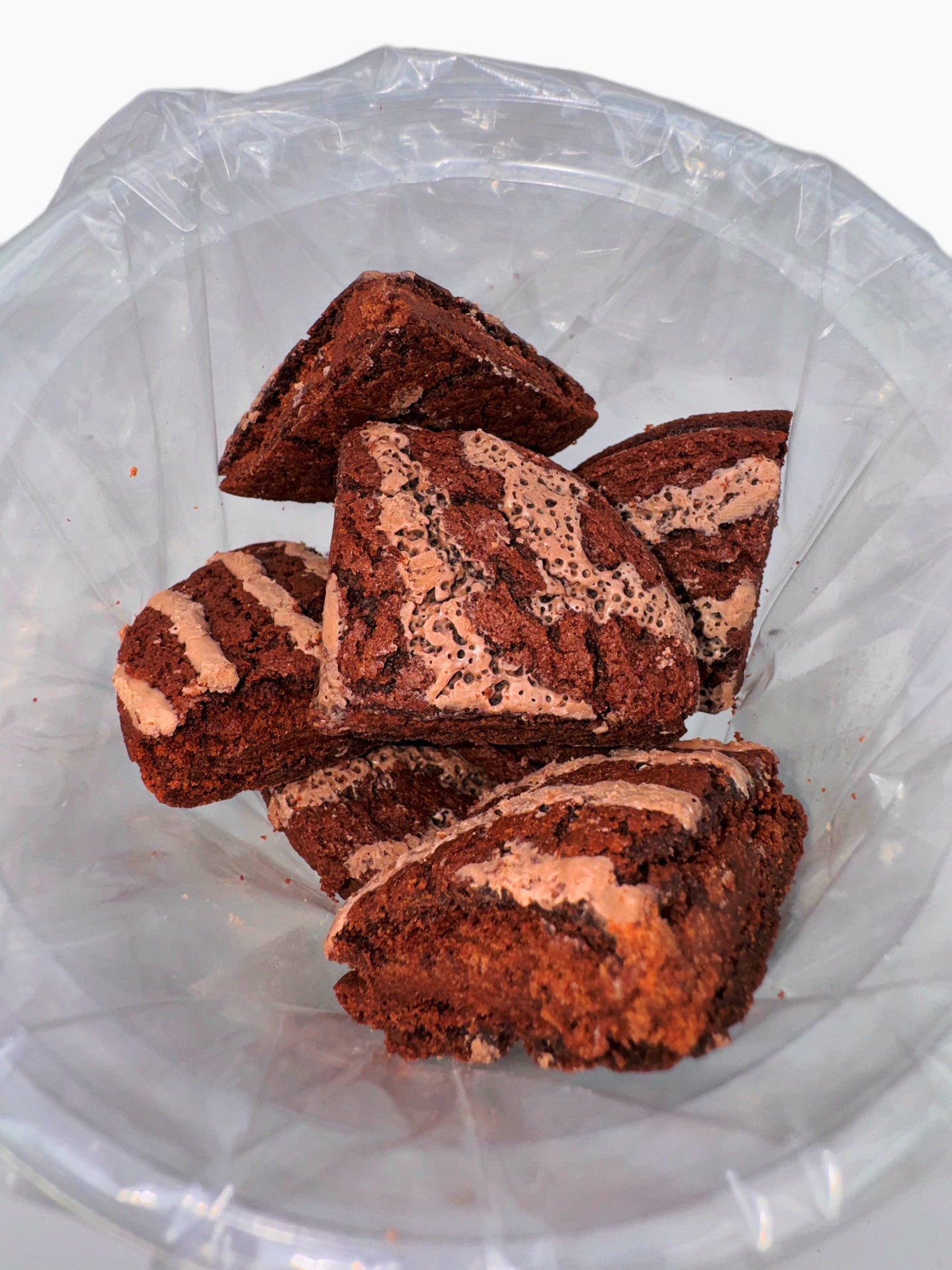 CHOCOLATE SPACE CAKES FREEZE DRIED (8 PIECES)